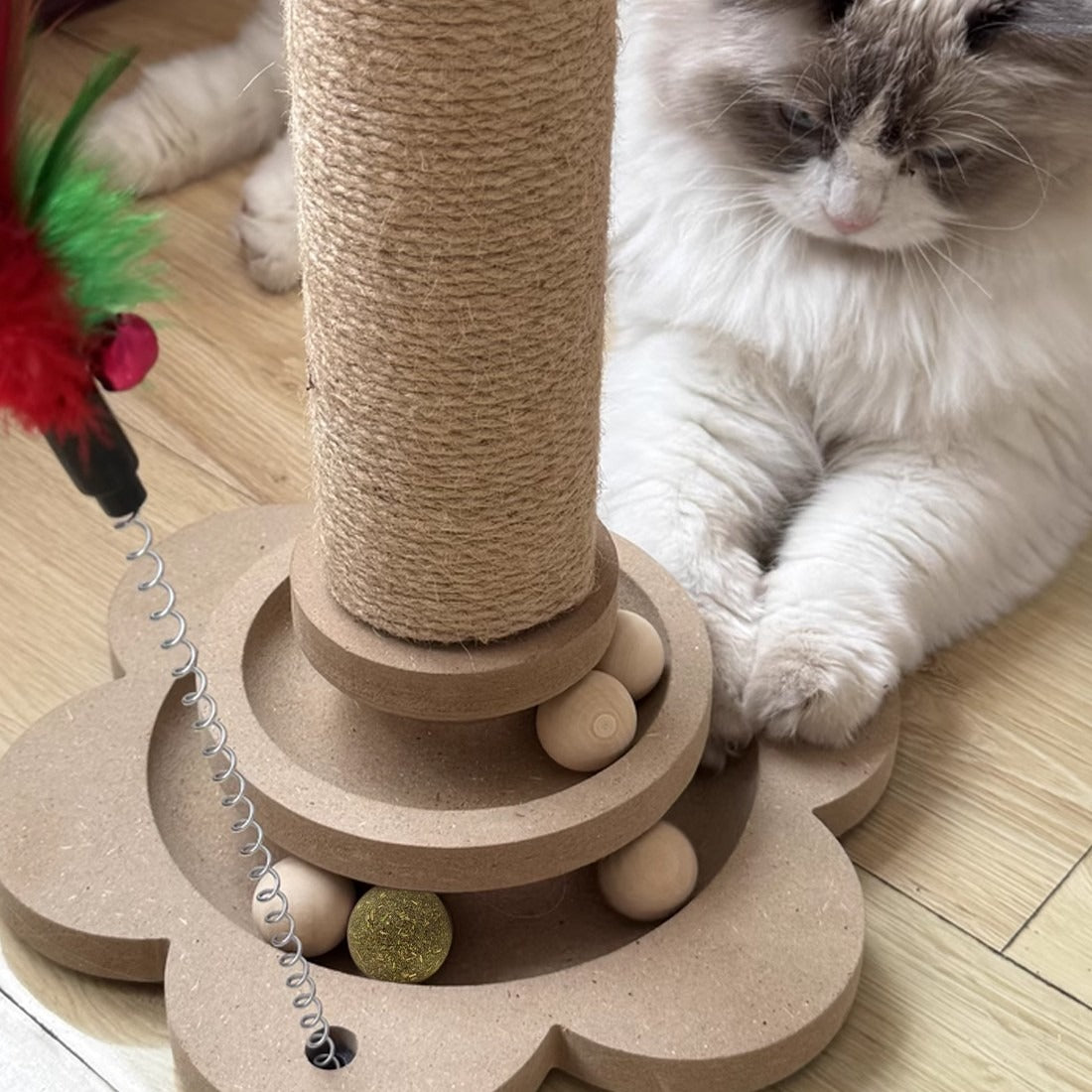 Purrrnest Scratching Post